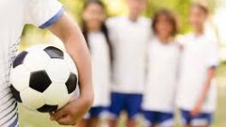 Strategi Tim Sepak Bola Mengoptimalkan Young Prospect Dengan Mentoring Pemain Senior Profesional